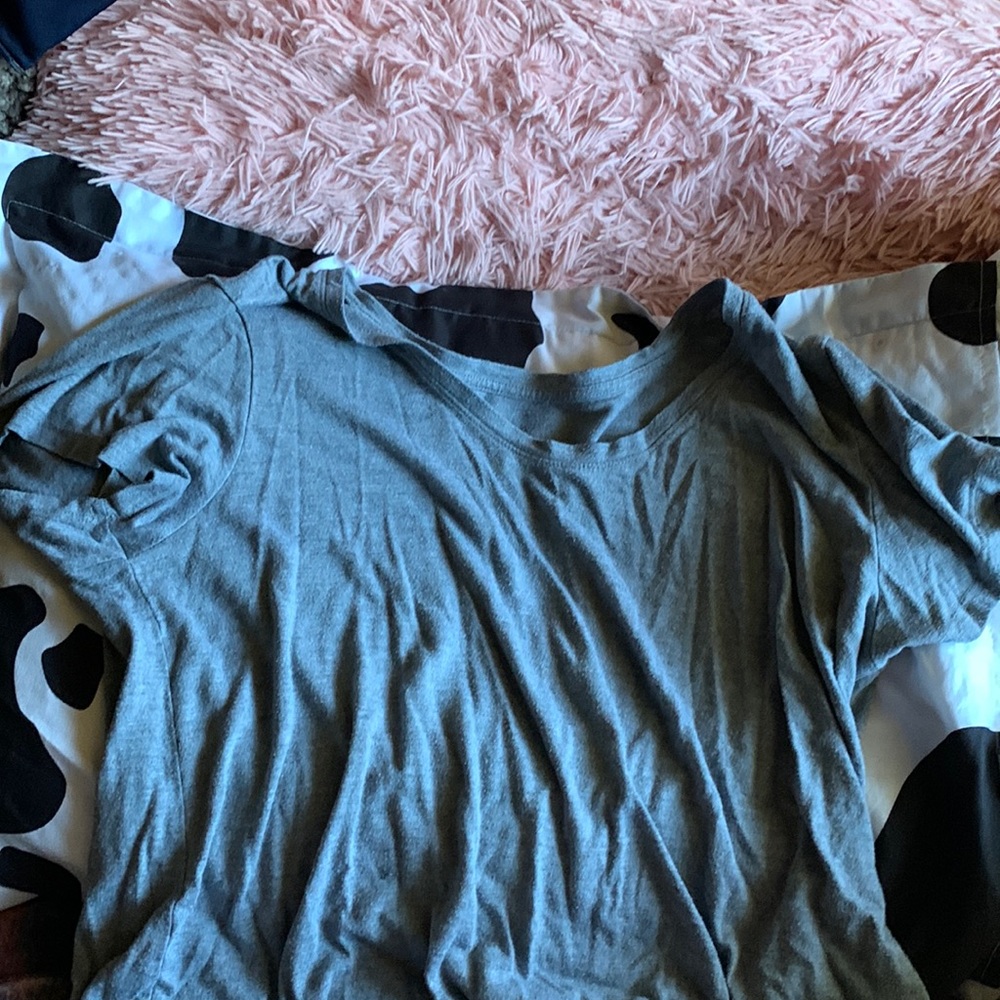 Plain grey top